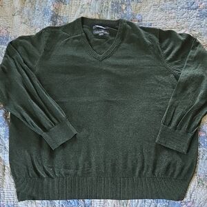 Eddie Bauer Forest V-Neck Sweater